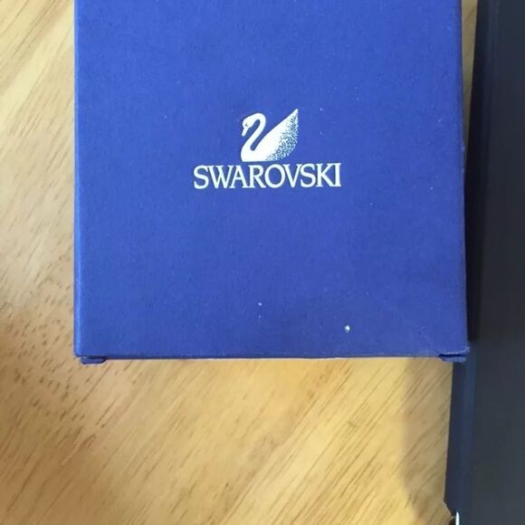 New Swarovski Nastasia Heart Truth Collar necklace  - Picture 5 of 11